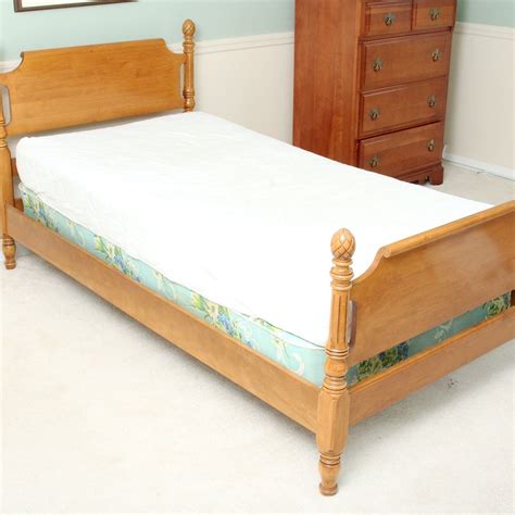 Vintage Maple Twin Beds 